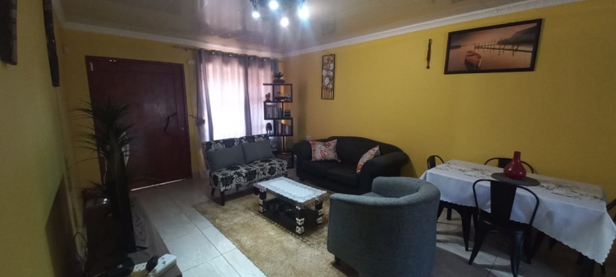 3 Bedroom Property for Sale in Amalinda Eastern Cape